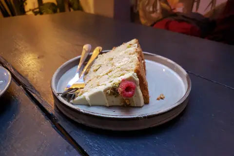 Truffles Bakery photo 4